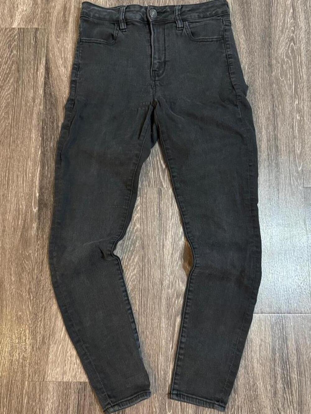American Eagle Women's Black Jeans